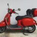 scooter électrique rouge