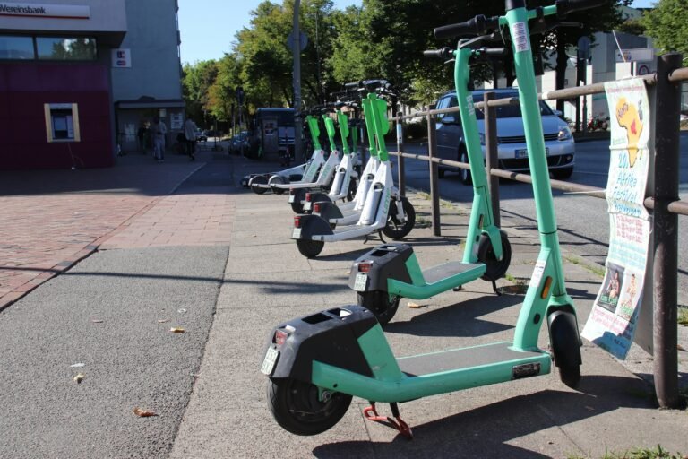 10 Astuces pour Utiliser en Toute Sécurité les Trottinettes Électriques
