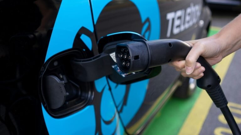 Recyclage des batteries : Vers une Voiture Électrique 100% Éco-responsable ?