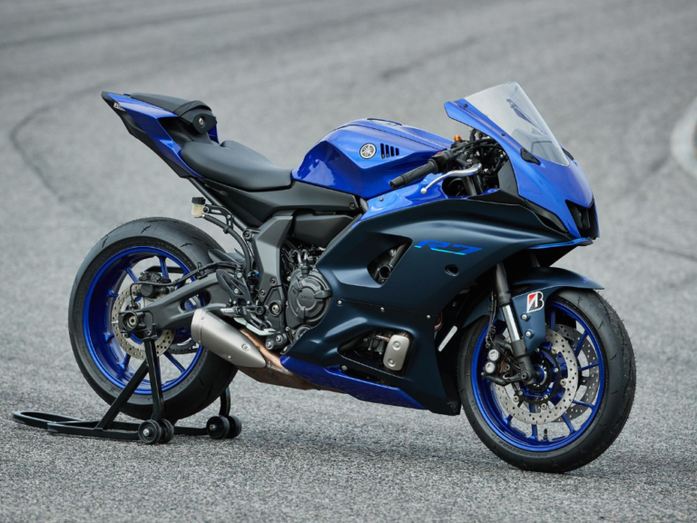 Moto Yamaha YZF-R9 : Un Modèle Sportif Très Attendu pour le 9 Octobre