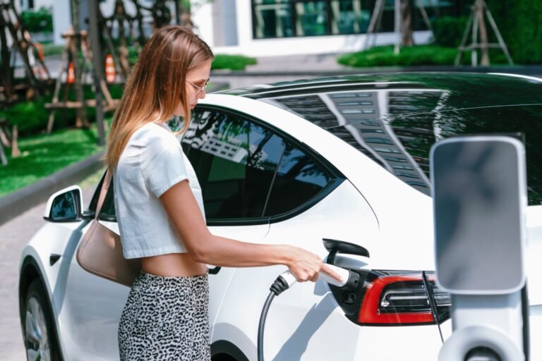 Recharge d’un véhicule électrique : quel est le vrai coût au km ?
