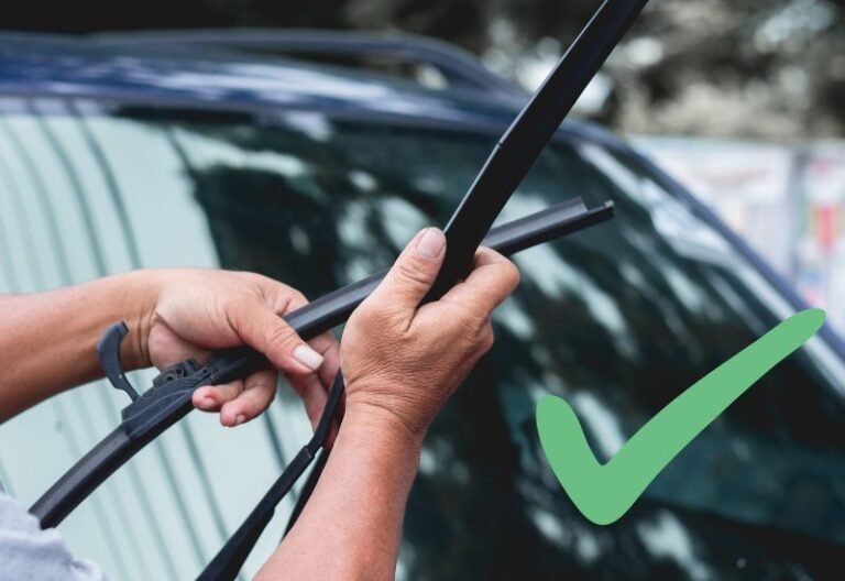 Quand faut-il changer ses essuie-glaces ? Les signes à surveiller
